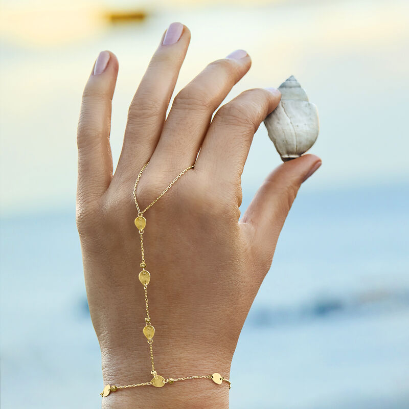 14kt Yellow Gold Disc Station Hand Chain Bracelet. 7&quot; image number 2