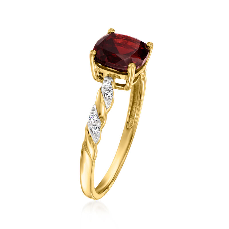 2.20 Carat Garnet Ring with Diamonds in 14kt Yellow Gold image number 2