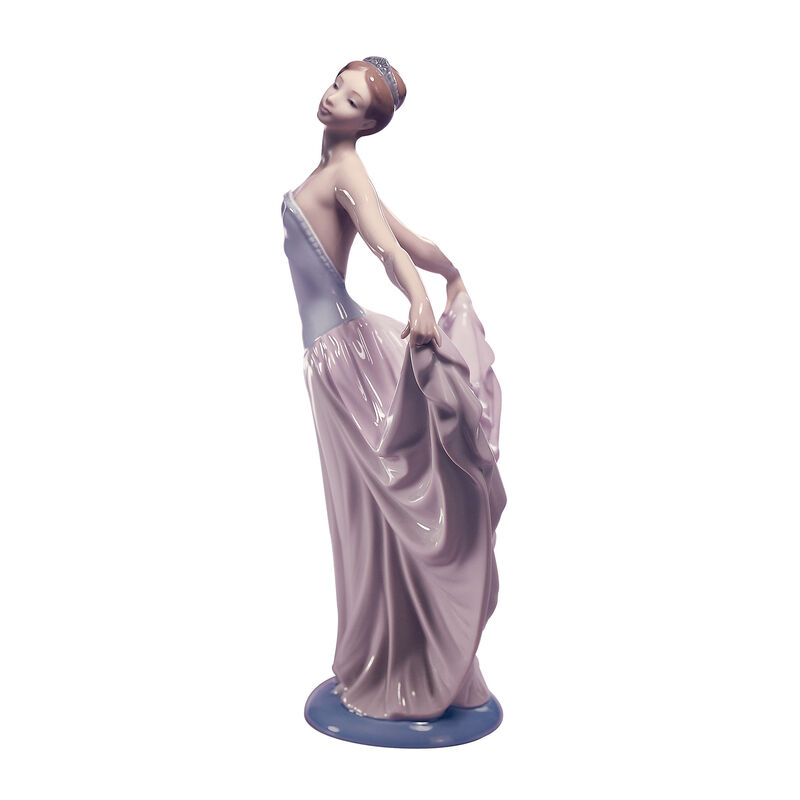 Lladro &quot;Dancer&quot; Porcelain Figurine image number 0