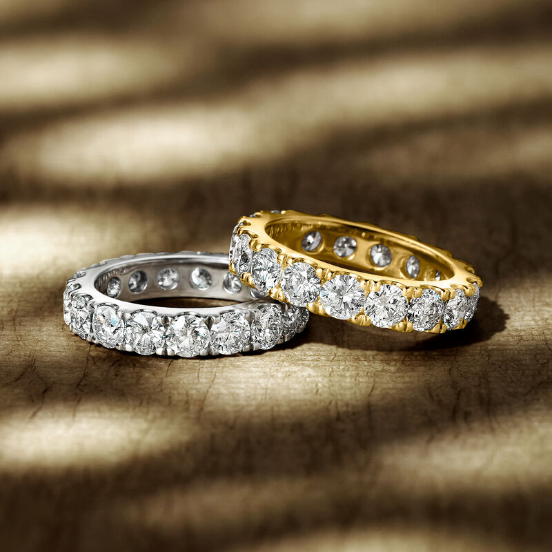 4.00 ct. t.w. Diamond Eternity Band in 14kt Yellow Gold image number 6