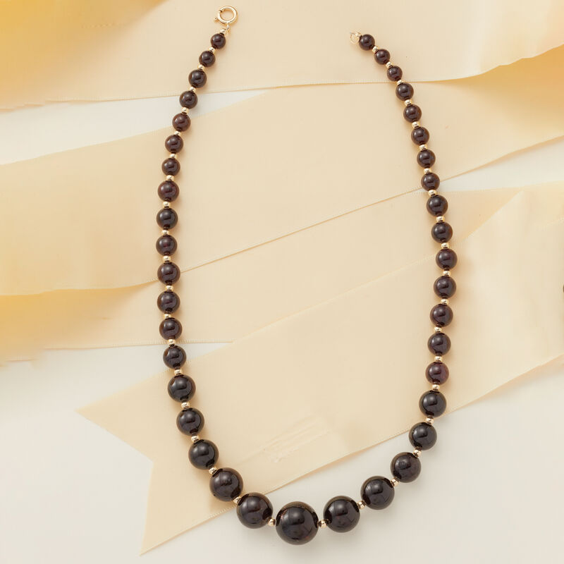 280.00 ct. t.w. Graduated Garnet Bead Necklace with 14kt Yellow Gold image number 4