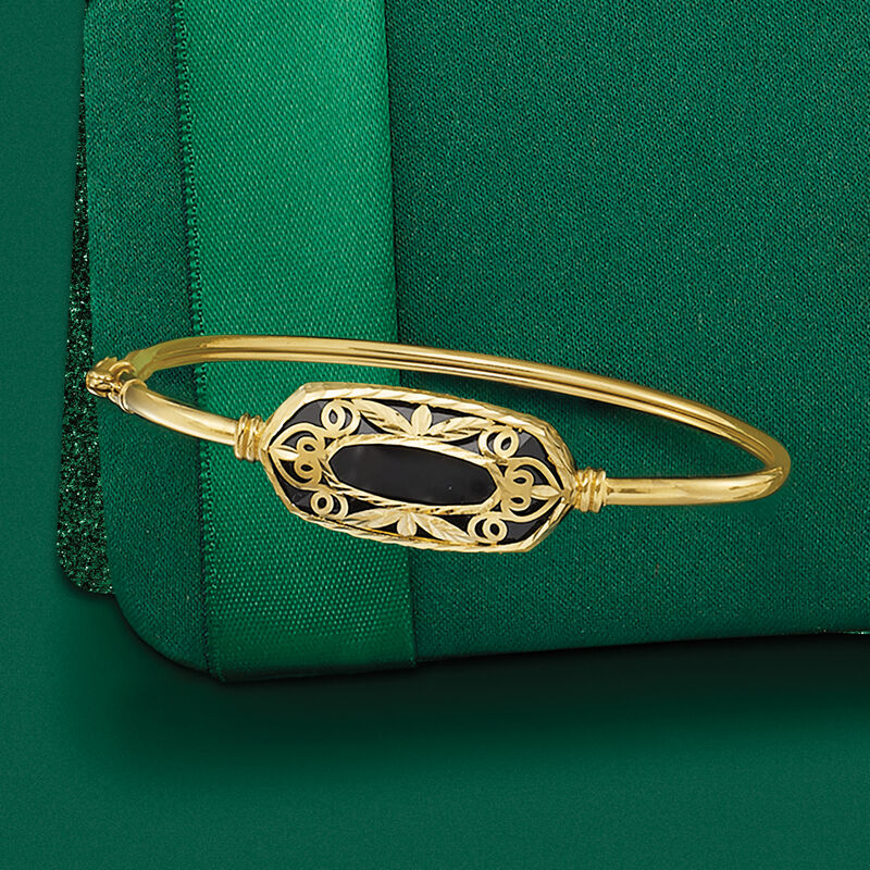 Black Onyx Bangle Bracelet in 14kt Yellow Gold image number 2