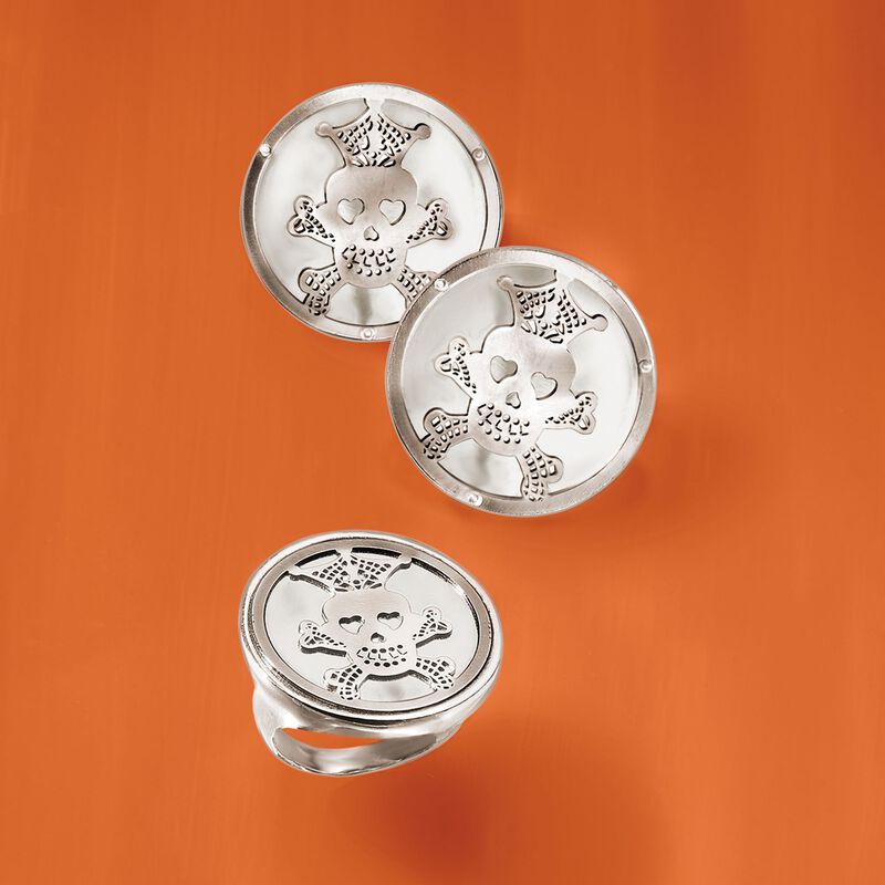 Italian Sterling Silver Skull and Crossbones Disc Ring image number 4