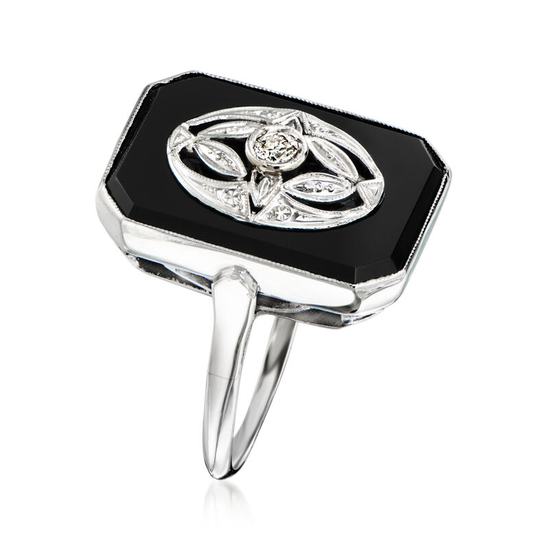 C. 1950 Vintage Onyx Ring with Single Diamond in Platinum. Size 6.5 image number 2