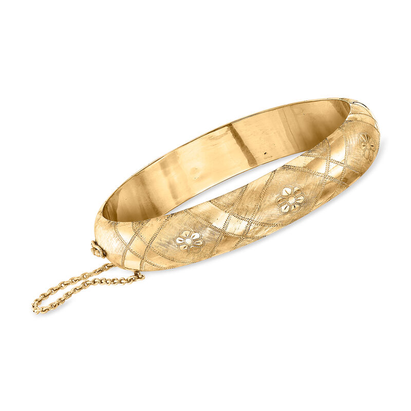 C. 1960 Vintage 12kt Yellow Gold Etched Floral Bangle Bracelet. 7.5&quot; image number 0