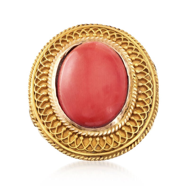 C. 1970 Vintage Coral Ring in 18kt Yellow Gold. Size 5 image number 0