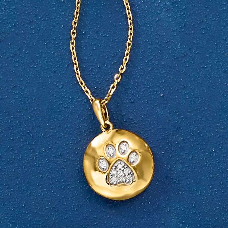 Diamond Paw Print Circle Pendant Necklace in 18kt Gold Over Sterling image number 3