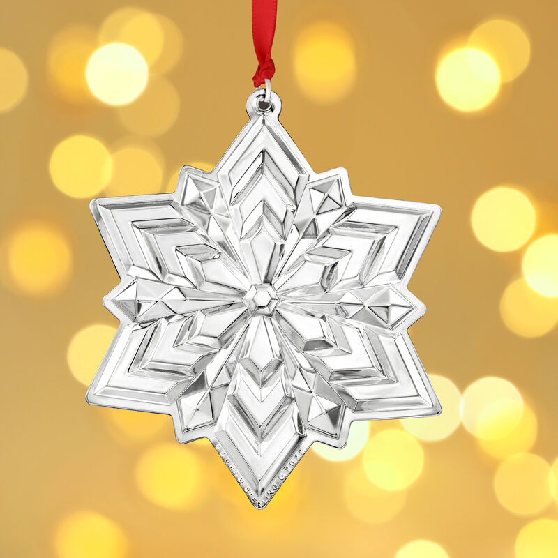 Gorham 2022 Annual Sterling Silver Snowflake Ornament - 53rd Edition image number 9