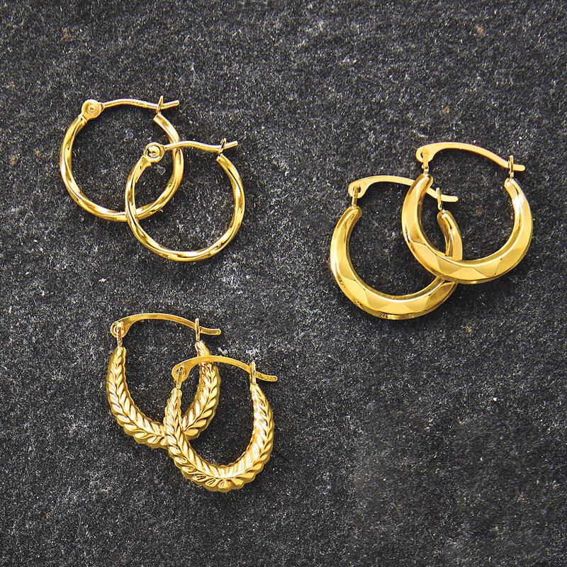 14kt Yellow Gold Jewelry Set: Three Pairs of Huggie Hoop Earrings image number 8