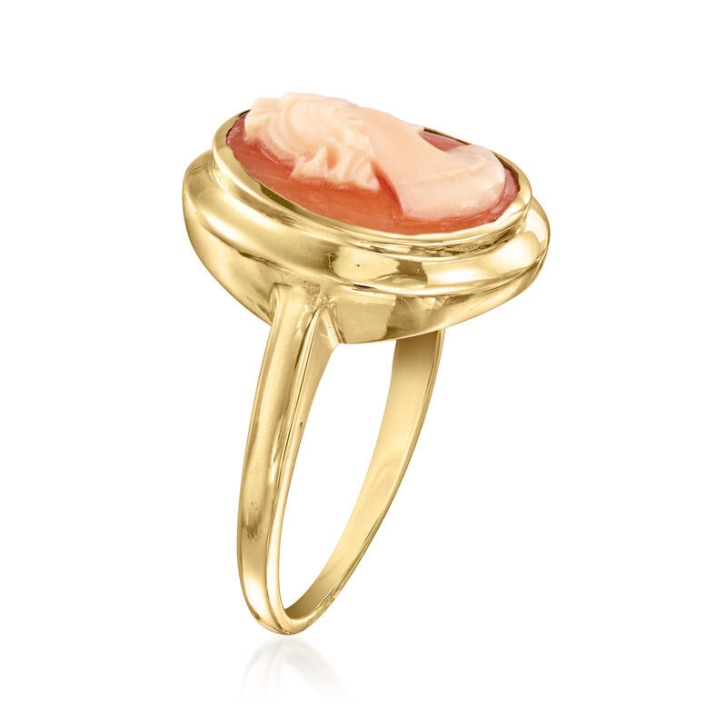 C. 1970 Vintage Brown Shell Cameo Ring in 10kt Yellow Gold. Size 6 image number 2