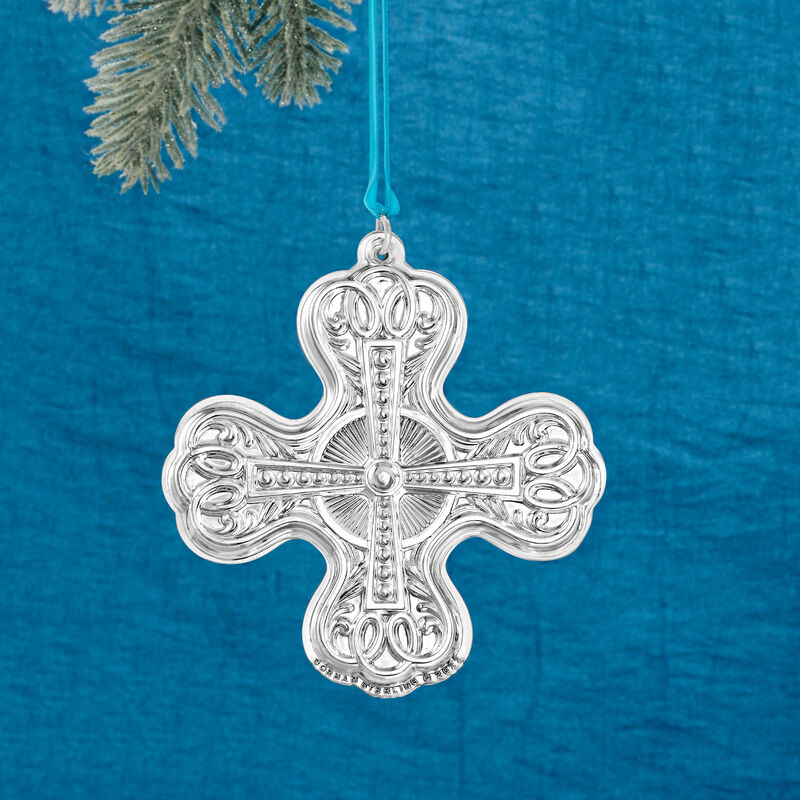 Gorham 2022 Annual Sterling Silver Cross Ornament - 9th Edition image number 4