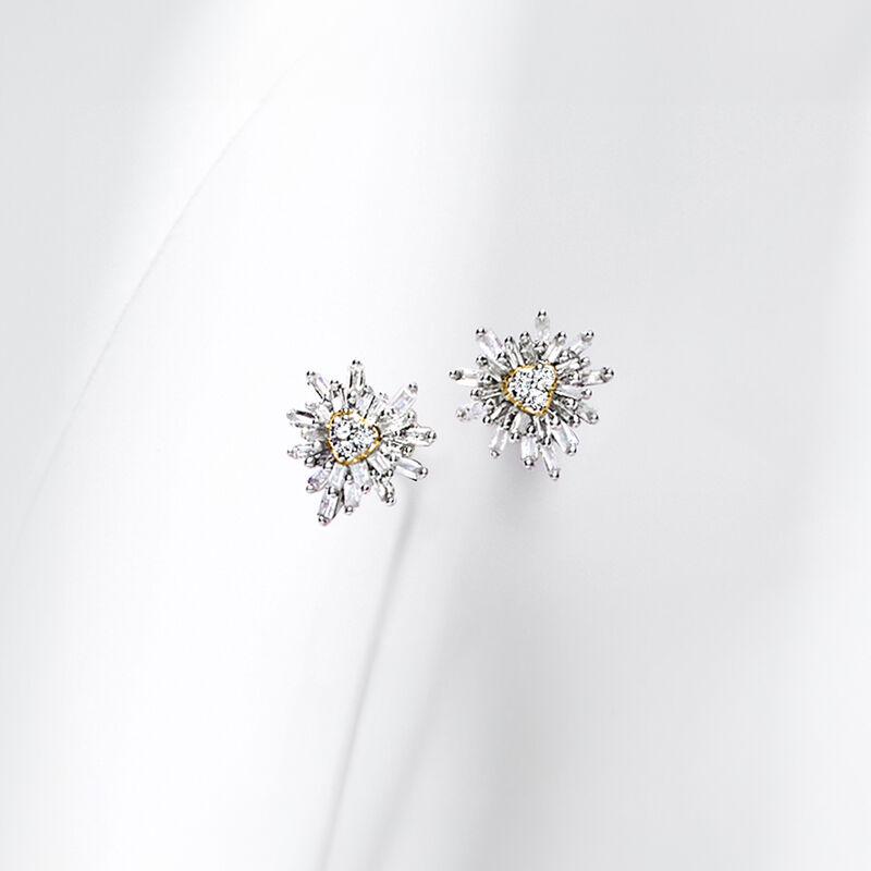 .25 ct. t.w. Diamond Bursting Heart Earrings in 10kt Yellow Gold  image number 2