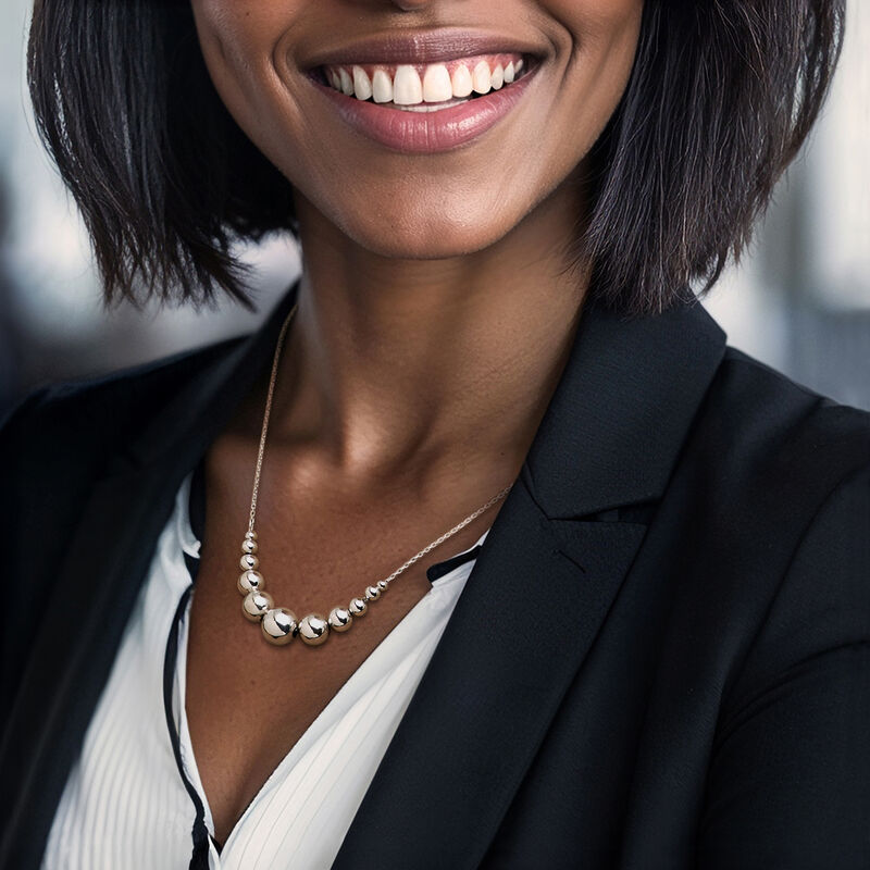 Italian Sterling Silver Graduated Bead Cable-Chain Necklace. 18&quot; image number 0