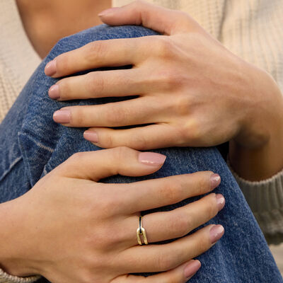 Black Enamel Interlocking Ring in 10kt Yellow Gold