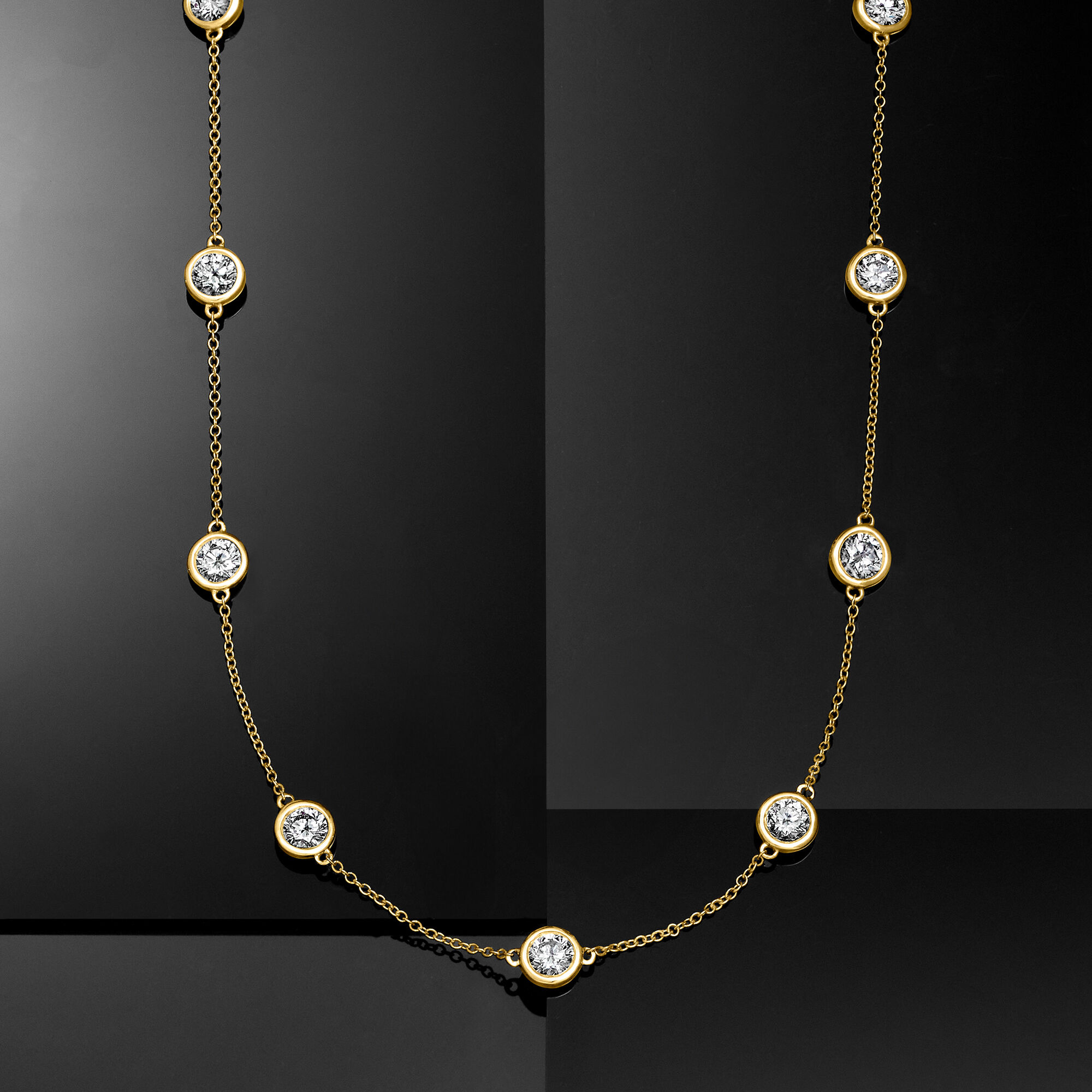 kendra-scott-robby-strand-