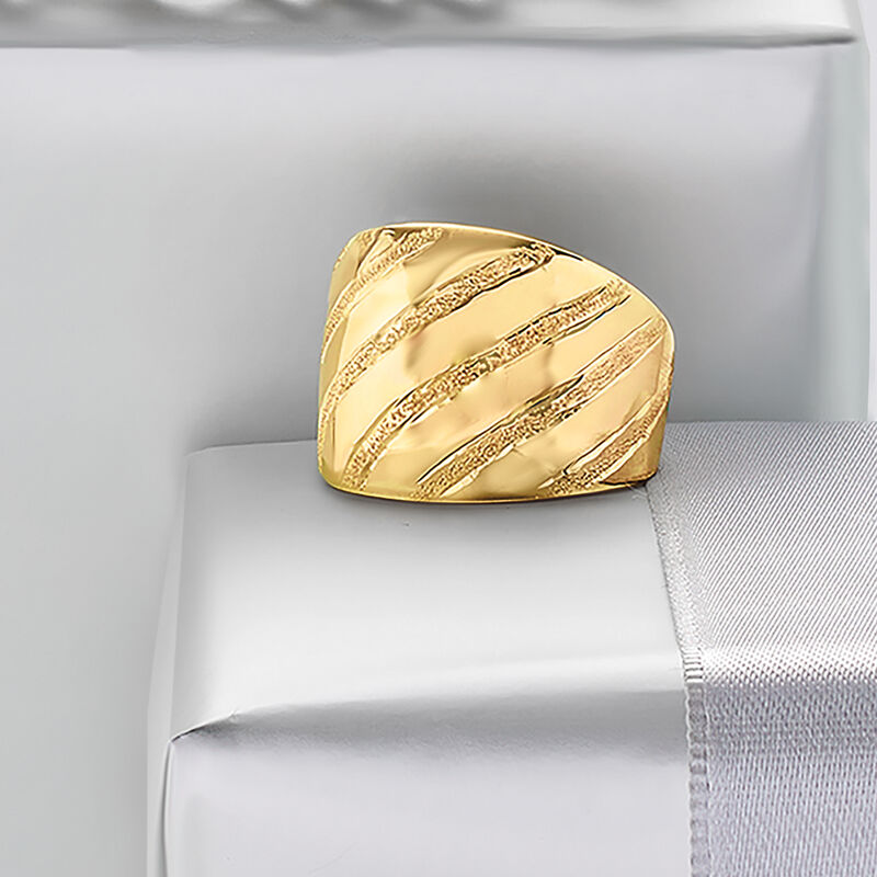 Italian 14kt Yellow Gold Striped Dome Ring image number 3