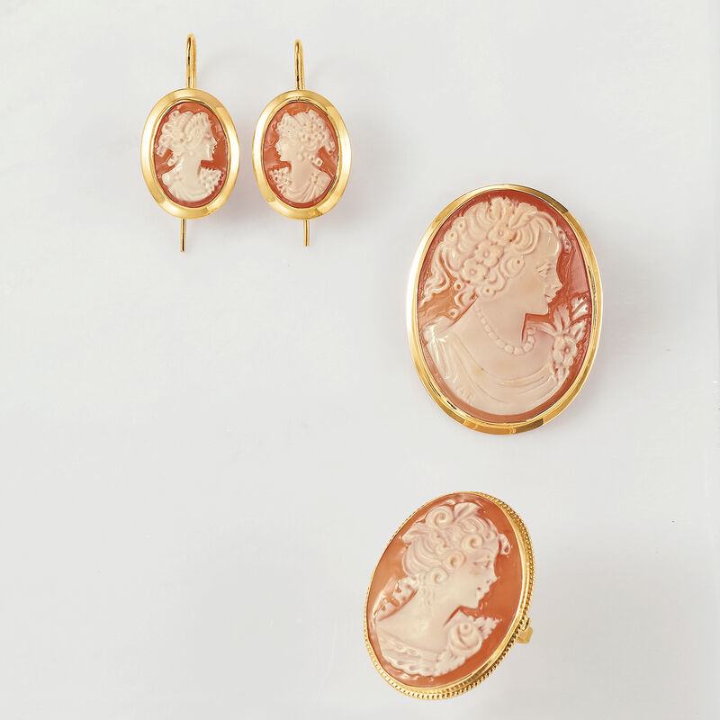 Italian Oval Shell Cameo Drop Earrings in 14kt Yellow Gold image number 3