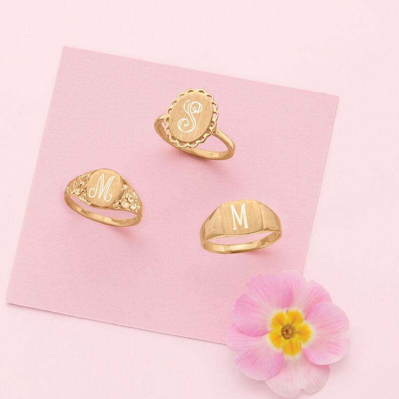 14kt Yellow Gold Personalized Floral Signet Ring image number 3