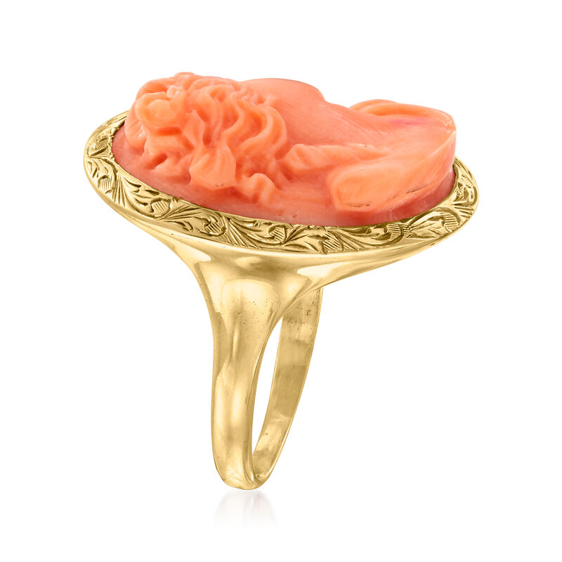 C. 1950 Vintage Coral Cameo Ring in 14kt Yellow Gold image number 2