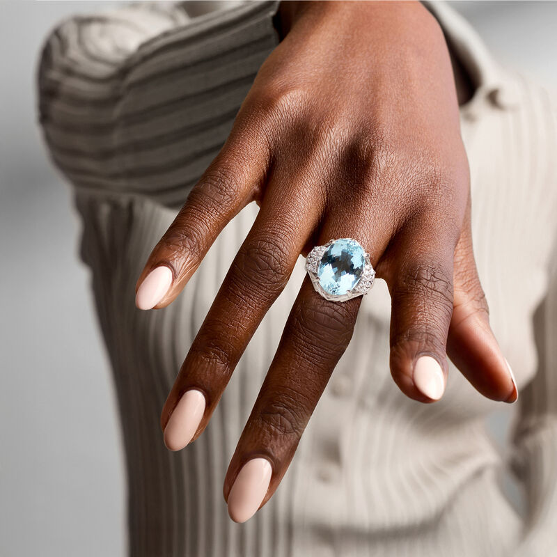C. 1990 Vintage 10.00 Carat Aquamarine Ring with .33 ct. t.w. Diamonds in Platinum. Size 7 image number 1