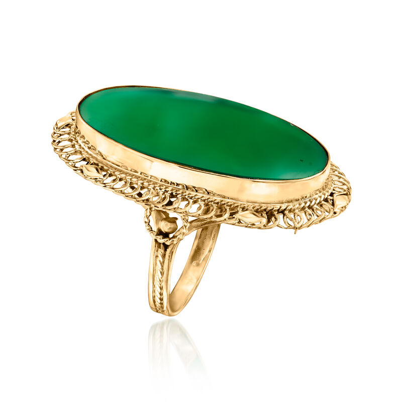 C. 1980 Vintage Green Chalcedony Ring in 14kt Yellow Gold. Size 8 image number 2