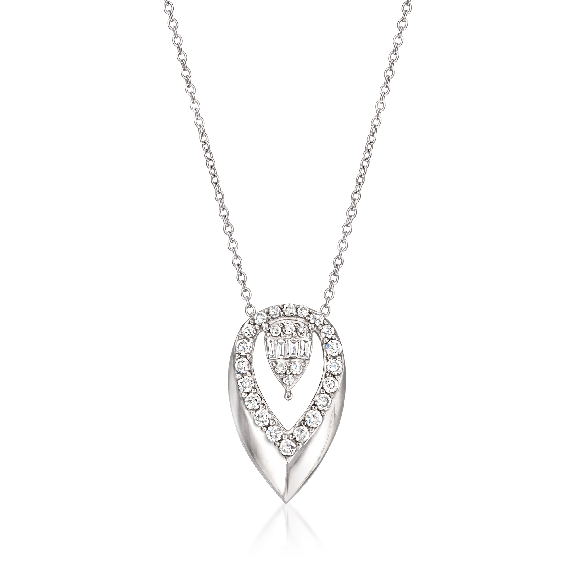 C 2000 Vintage 31 ct tw Diamond Teardrop Pendant Necklace in 14kt White Gold