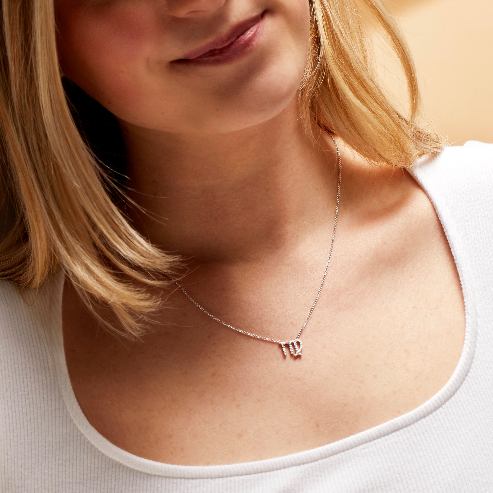 ネックレス・ペンダント ROMANTINUER SN103 NECKLACE 10 ct. t.w. Diamond Zodiac Necklace in Sterling Silver
