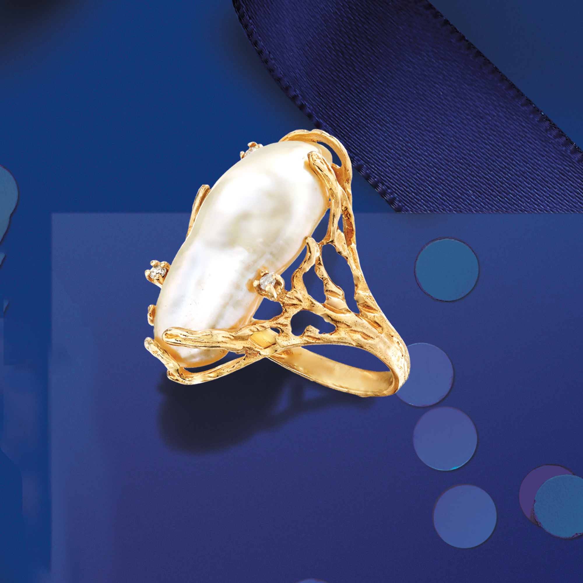 10x24mm Cultured Baroque Pearl Ring with Diamonds in 14kt