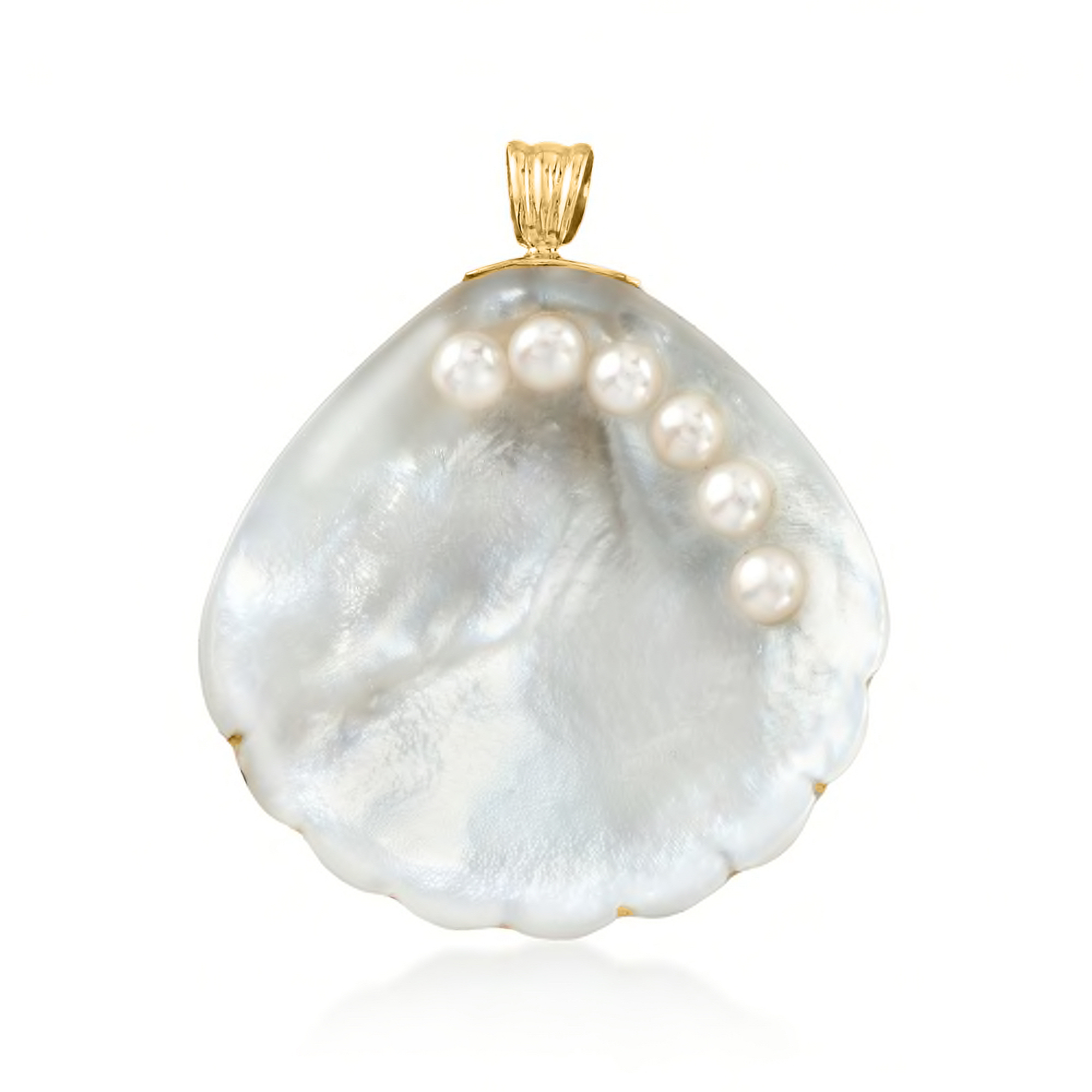 Mother-of-Pearl Seashell Pendant with 4-4.5mm Cultured