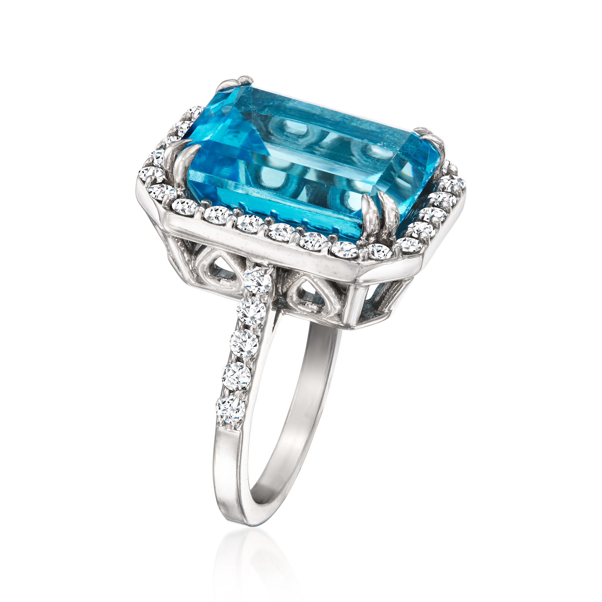 C. 1990 Vintage 15.50 Carat Swiss Blue Topaz Ring with 1.25 ct