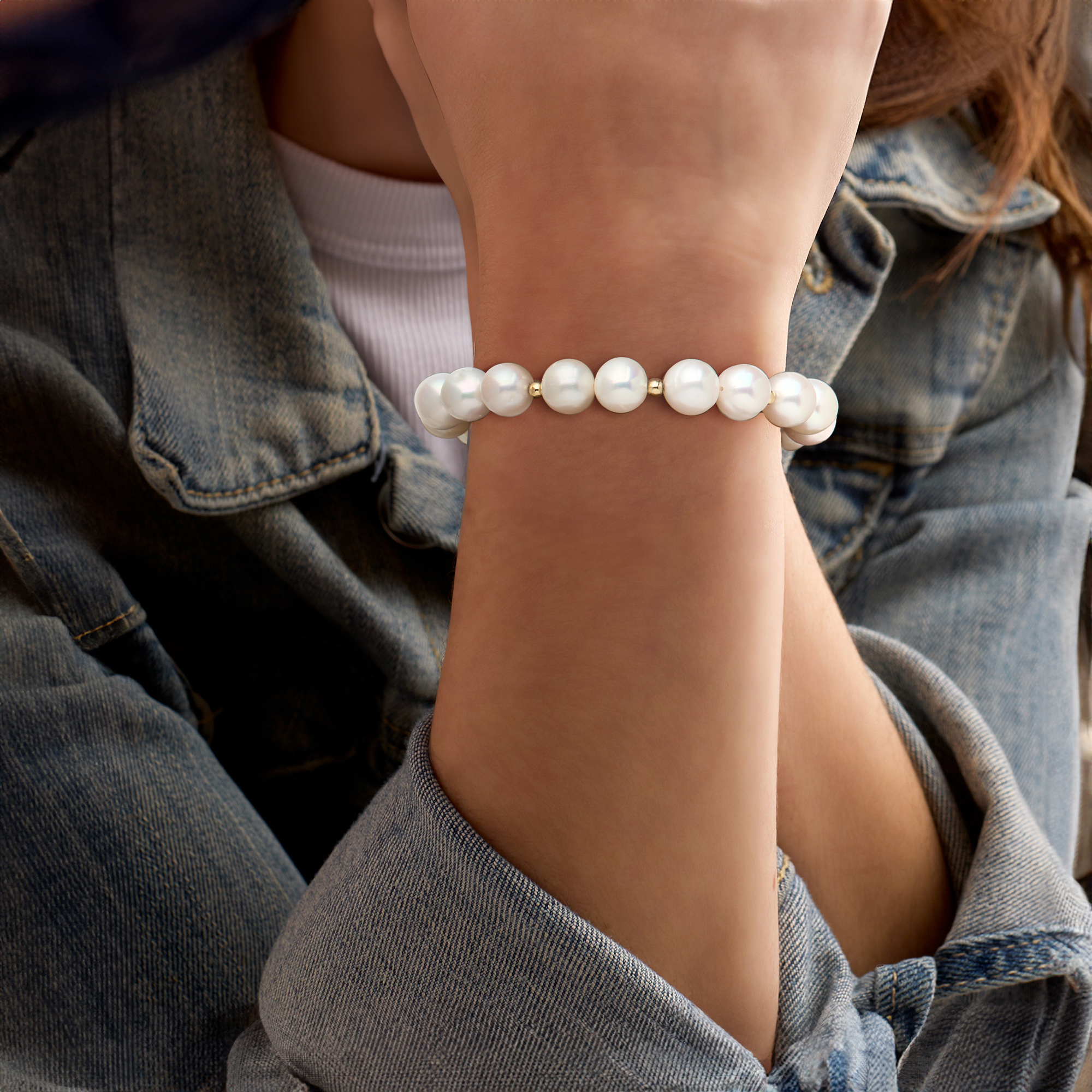 9 10mm Cultured Pearl Stretch Bracelet with 14kt Yellow Gold