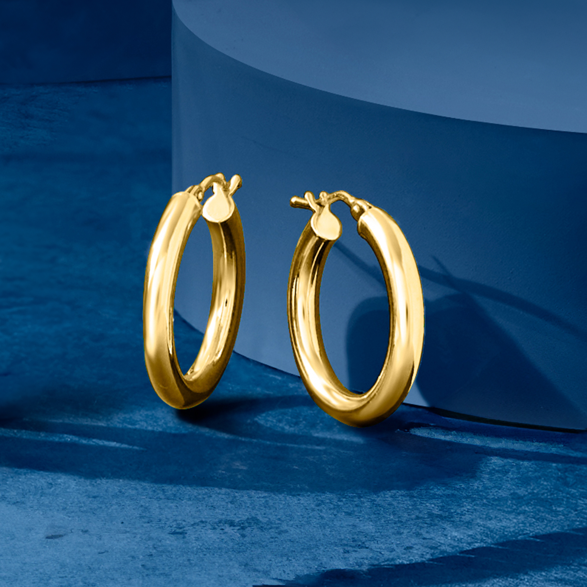 Italian 3mm 18kt Yellow Gold Hoop Earrings. 7/8